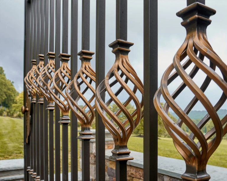 İzmir Demir Doğrama